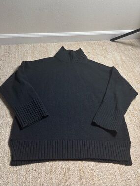 Abercrombie & Fitch Women’s Black Turtleneck Sweater